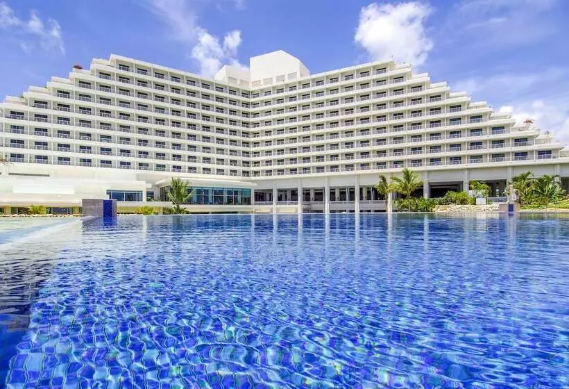 Rihga Royal Laguna Guam Resort