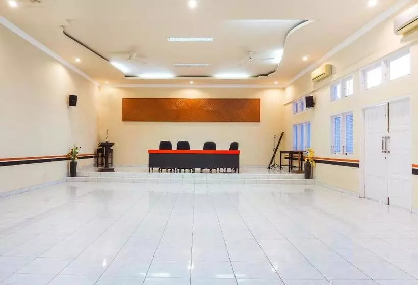 Pagaruyung Hotel Batusangkar By Oyo Rooms