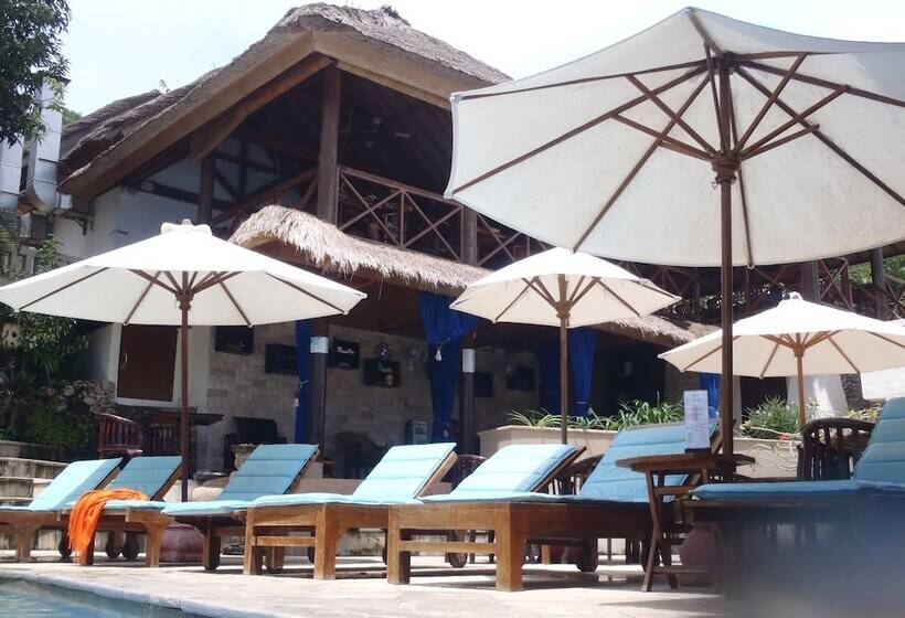 فندق Coconuts Beach Resort