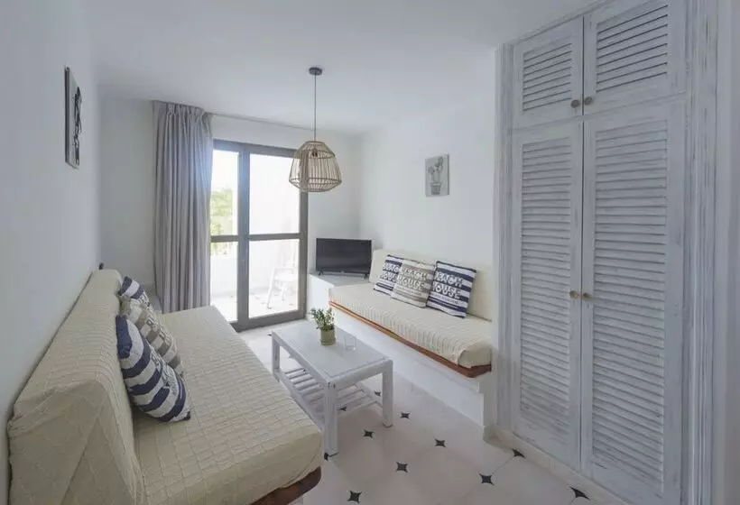 Apartamentos Barbarroja  Formentera Break