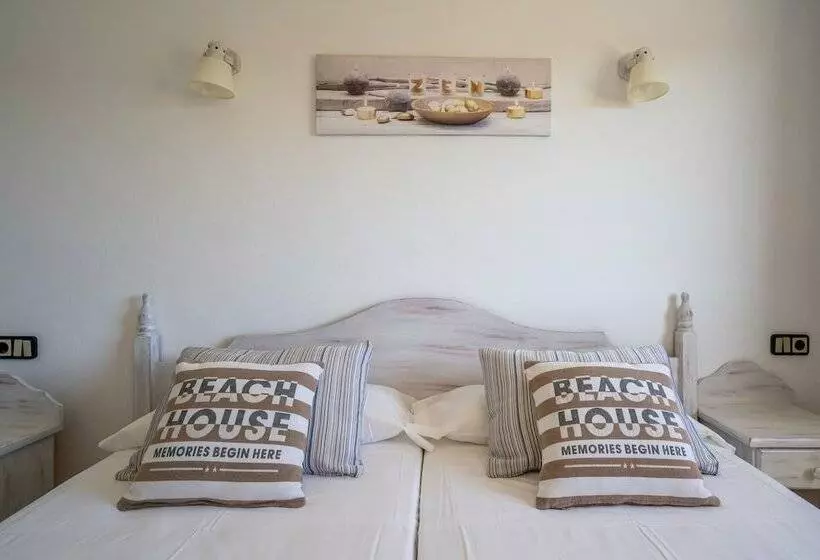 Apartamentos Barbarroja  Formentera Break