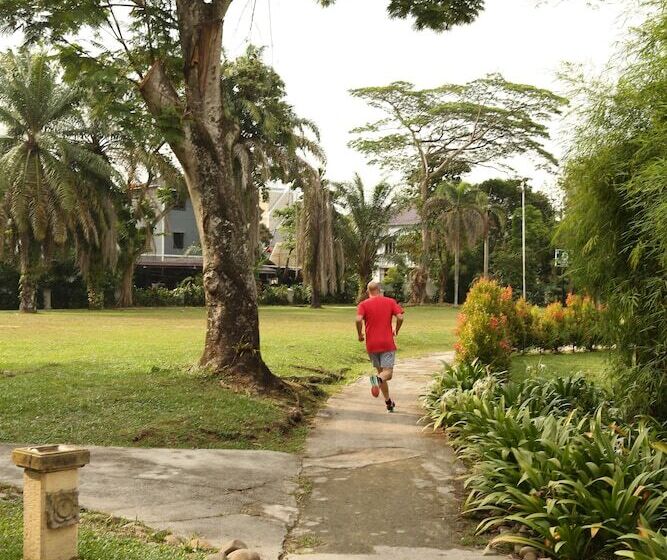 هتل Aryaduta Pekanbaru