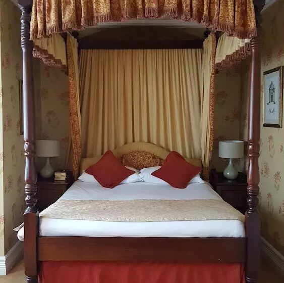 בית מלון כפרי Butlers Townhouse