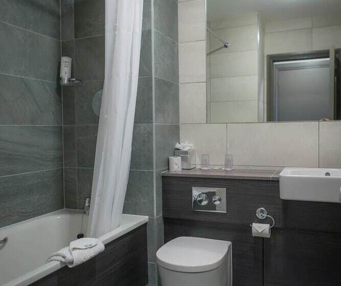 Maldron Hotel Pearse Street Dublin City