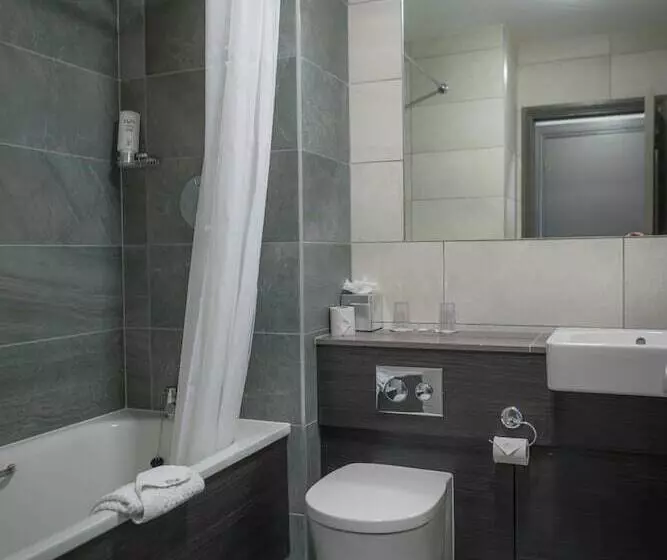 Maldron Hotel Pearse Street Dublin City