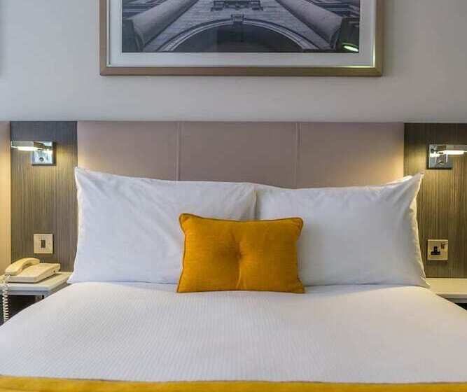 Maldron Hotel Pearse Street Dublin City