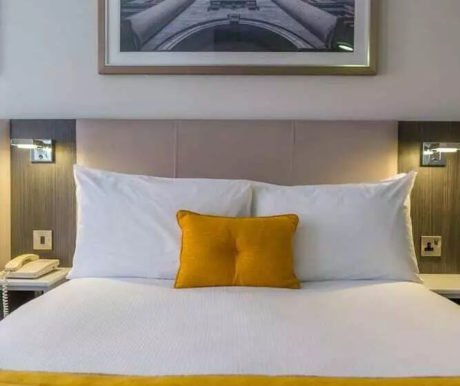 Maldron Hotel Pearse Street Dublin City