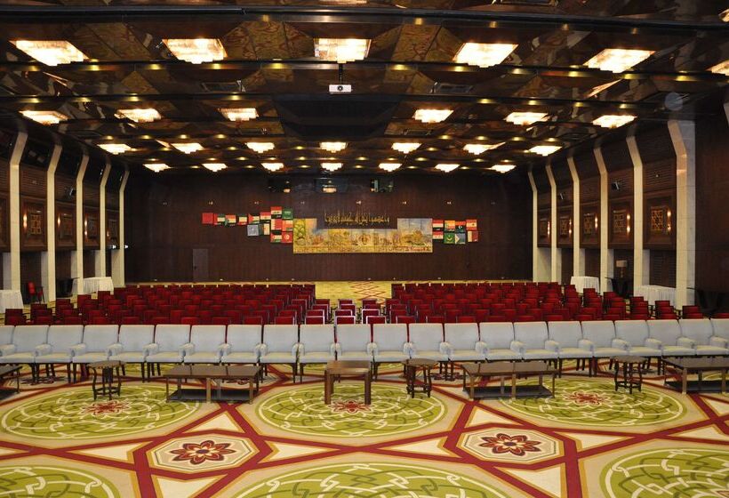 هتل Royal Tulip Al Rasheed