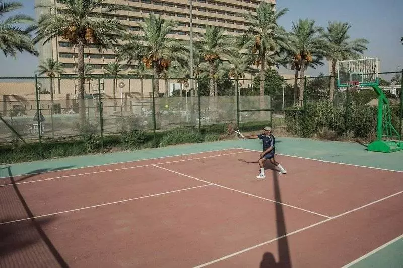 בית מלון כפרי Royal Tulip Al Rasheed