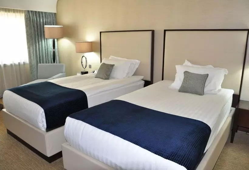 בית מלון כפרי Royal Tulip Al Rasheed