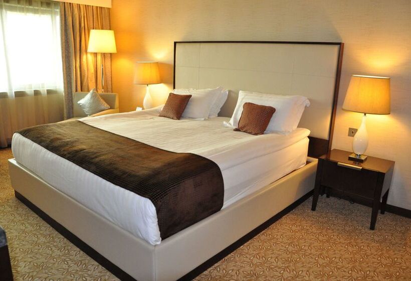 هتل Royal Tulip Al Rasheed