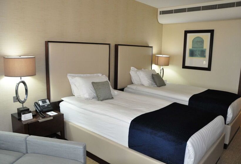 هتل Royal Tulip Al Rasheed