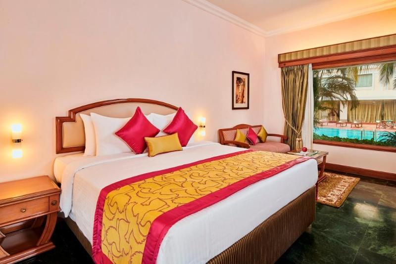 בית מלון כפרי The Ummed Ahmedabad Airport