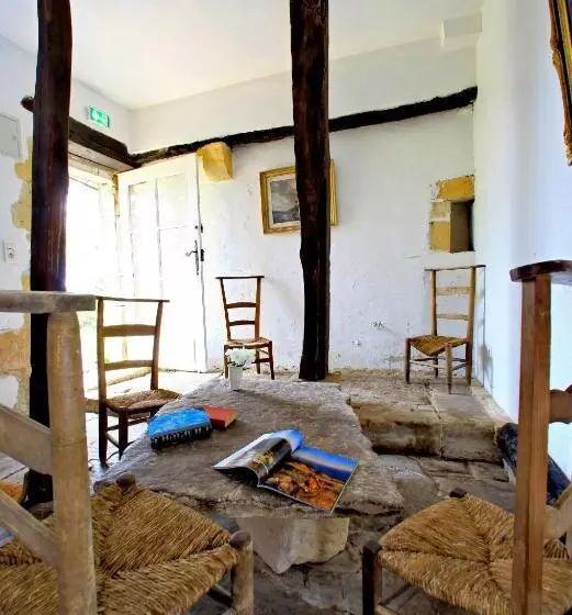 Hotelli La Maison Des Peyrat