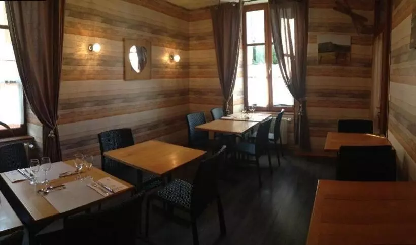 ホテル Hôtel Des Voyageurs