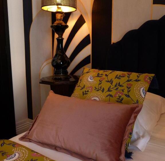 ホテル Hôtel Le Bretagne