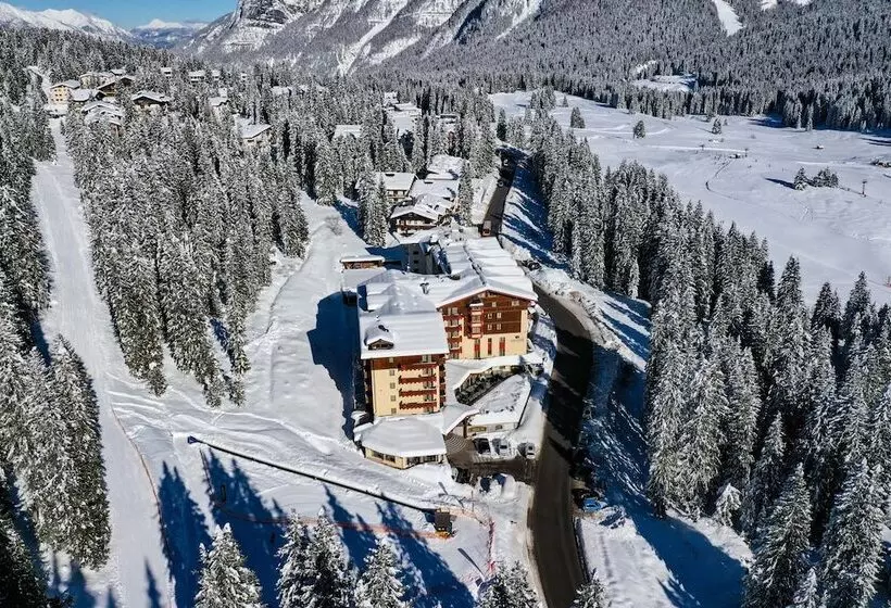 Carlo Magno Hotel Spa Resort