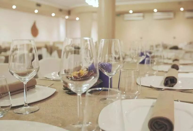 Отель Cristal Palace