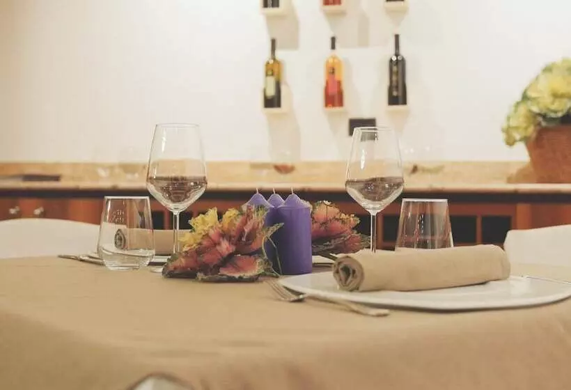 Отель Cristal Palace