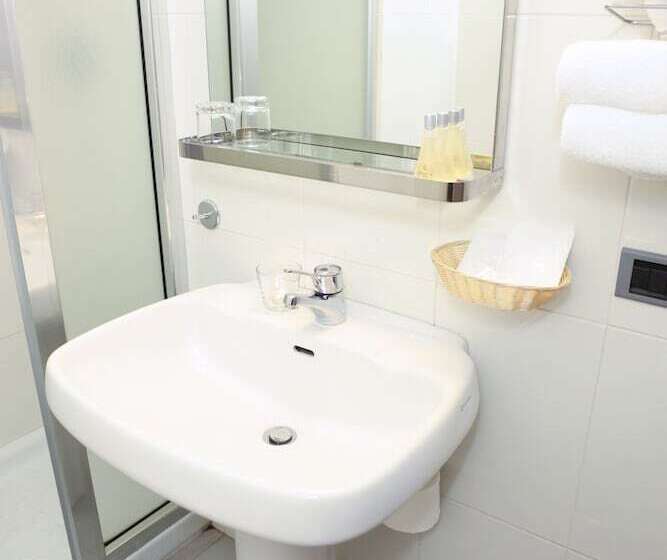 فندق Cristal Palace