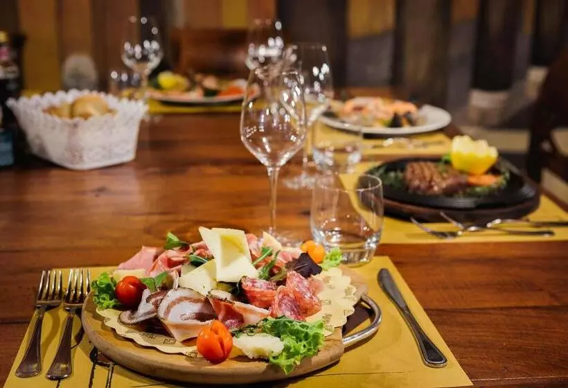 Jr Hotels Bologna Amadeus