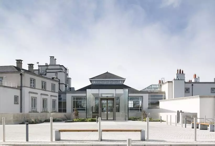 Отель Portmarnock Resort & Jameson Golf Links