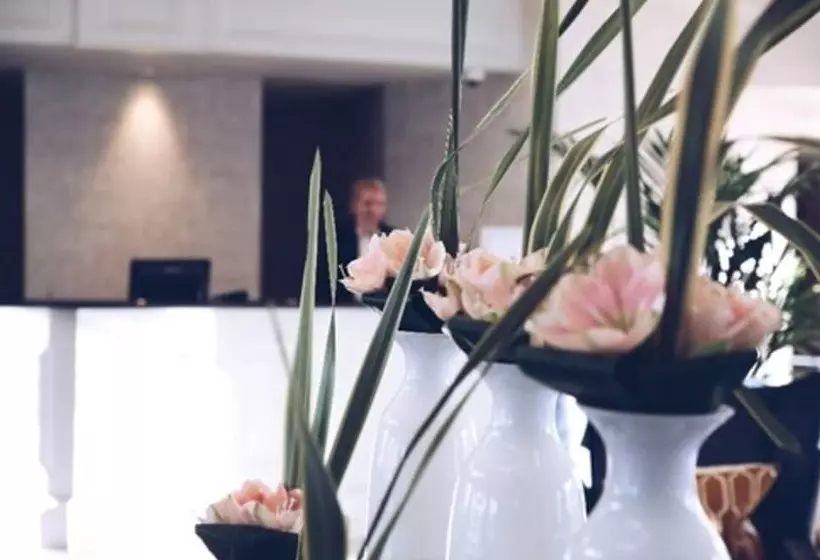 Отель Portmarnock Resort & Jameson Golf Links