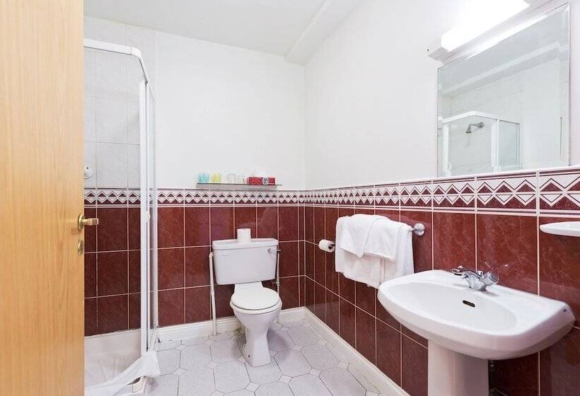 בית מלון כפרי Riverhouse