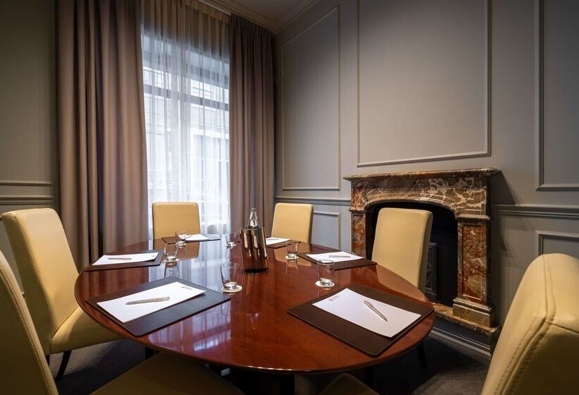 Worldhotel Casati 18