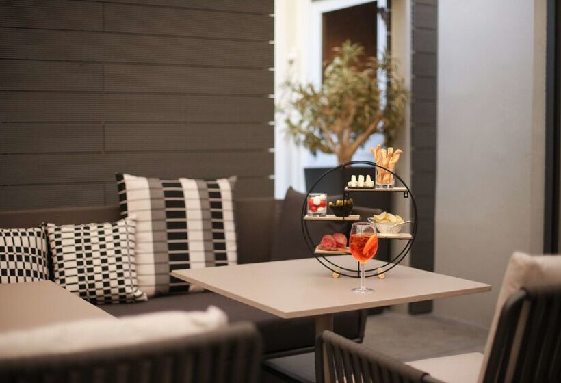 Worldhotel Casati 18