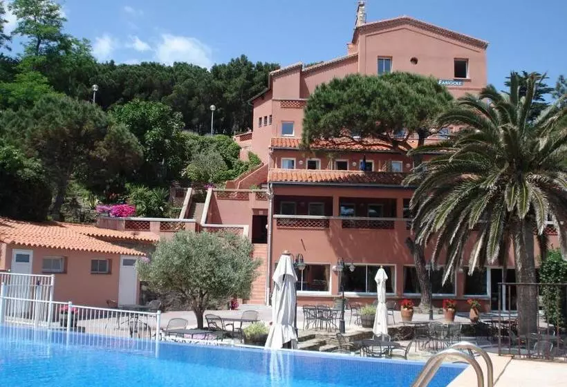 ホテル Hôtel L Arapède