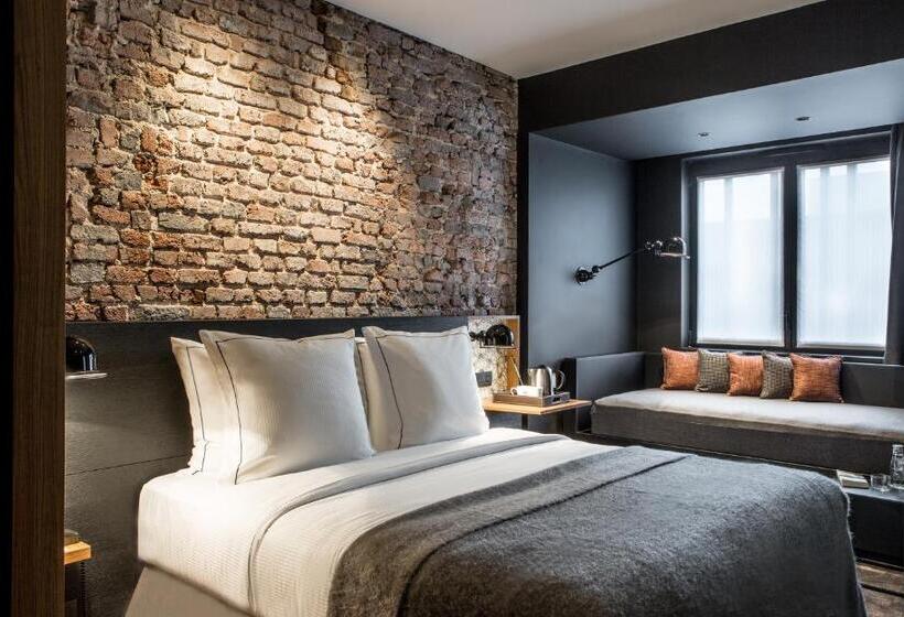 בית מלון כפרי Louvrelens  Esprit De France