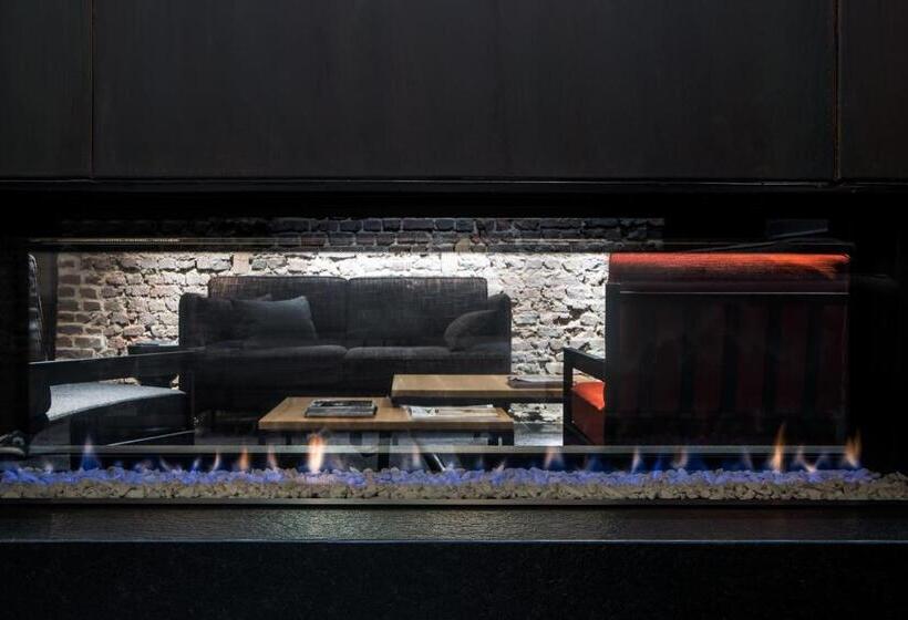 בית מלון כפרי Louvrelens  Esprit De France