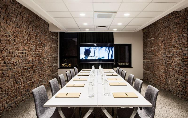 בית מלון כפרי Louvrelens  Esprit De France