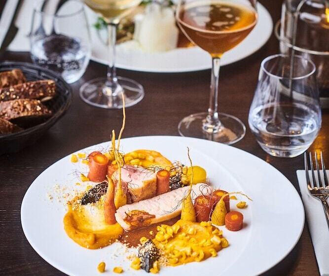 בית מלון כפרי Louvrelens  Esprit De France