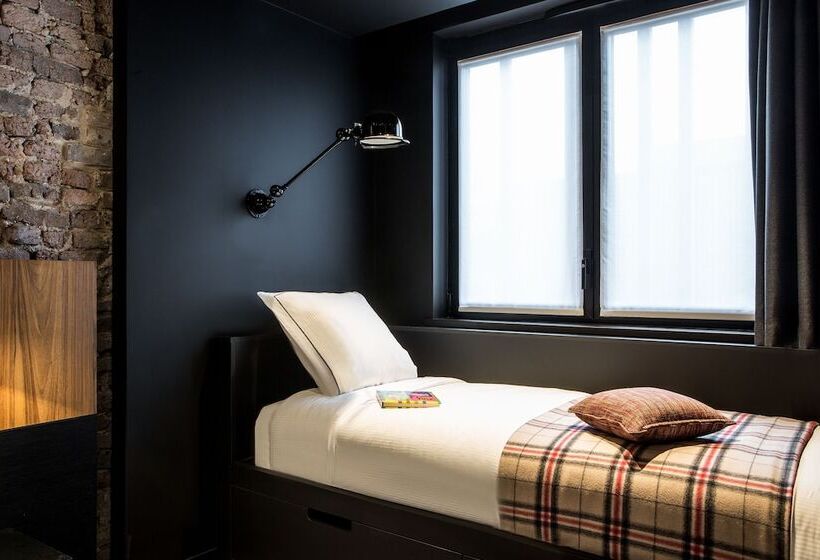 בית מלון כפרי Louvrelens  Esprit De France