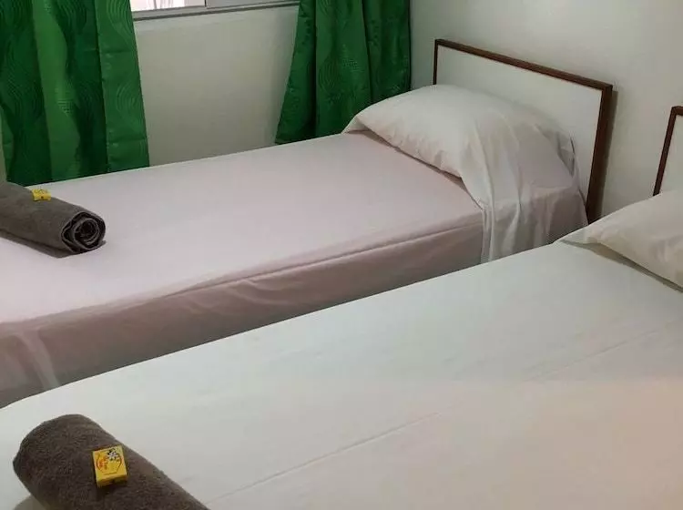 پانسیون Ahitea Lodge