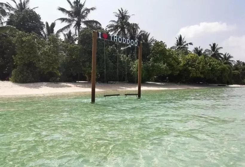 پانسیون Dhoani Inn