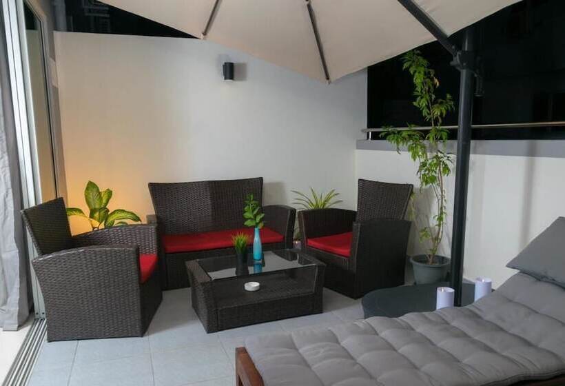 پانسیون The Orca