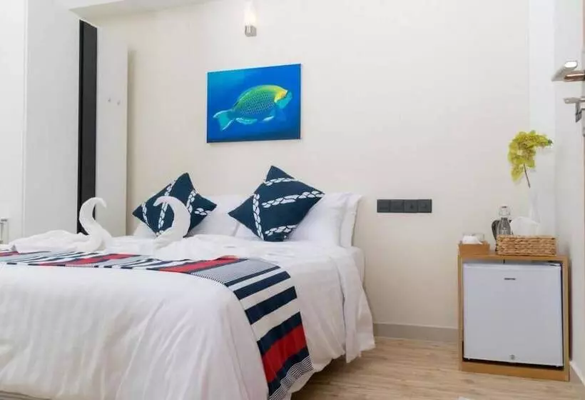 پانسیون The Orca