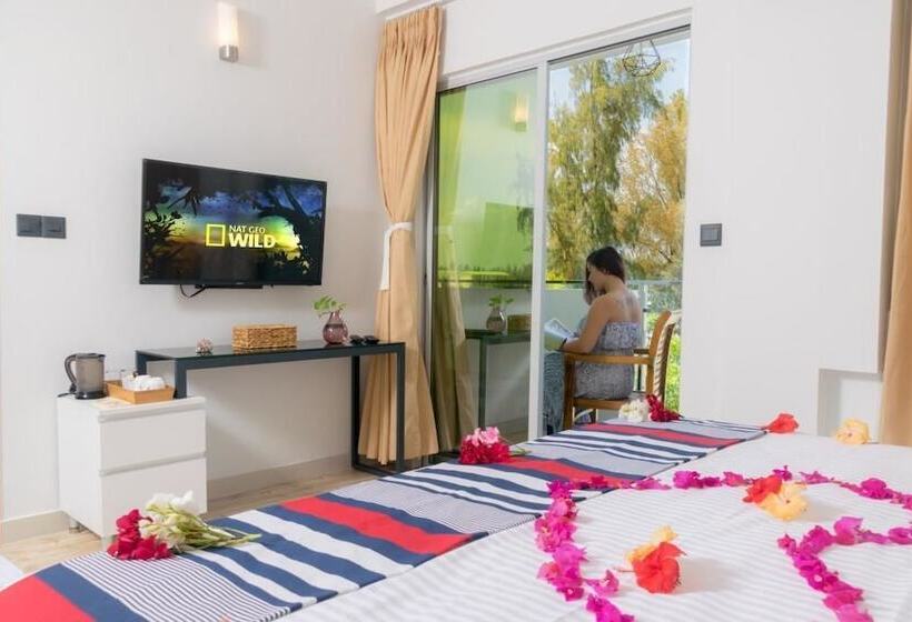 پانسیون The Orca