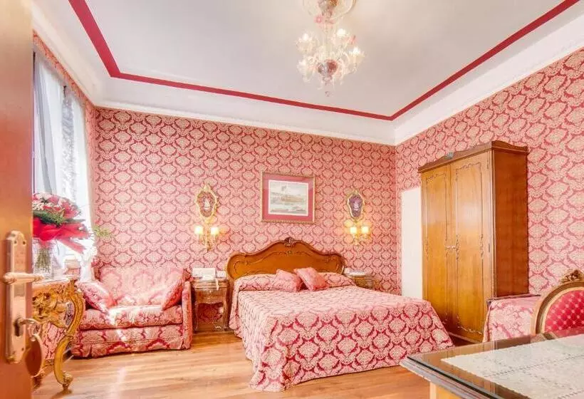 هتل Antica Locanda Sturion Residenza D Epoca