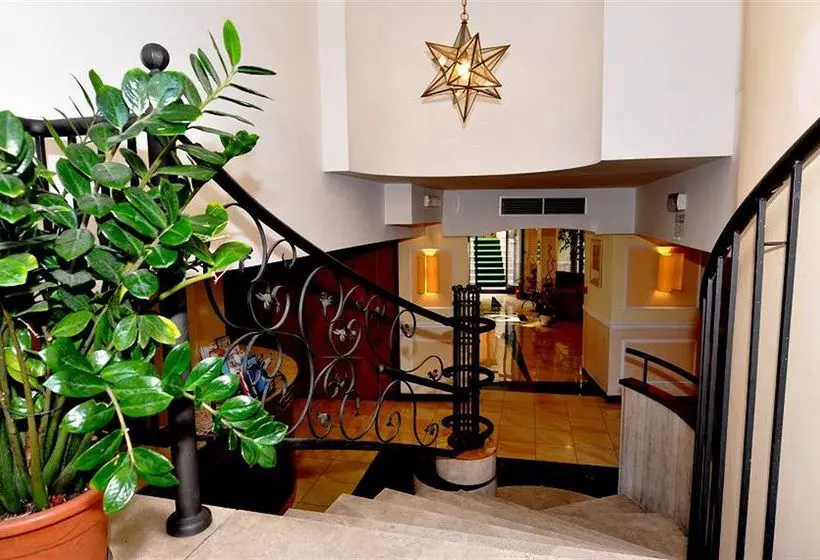 Hotel Executive