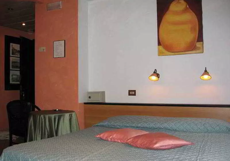 Hotel Executive
