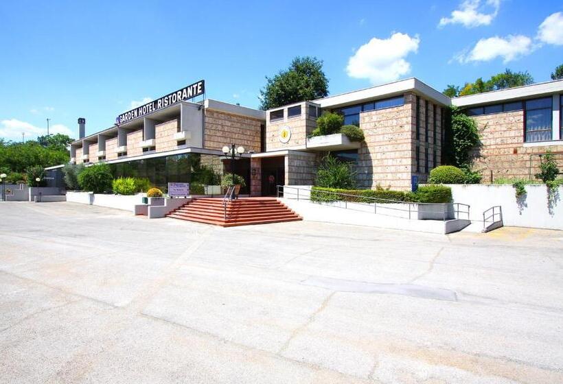 هتل Garden Terni