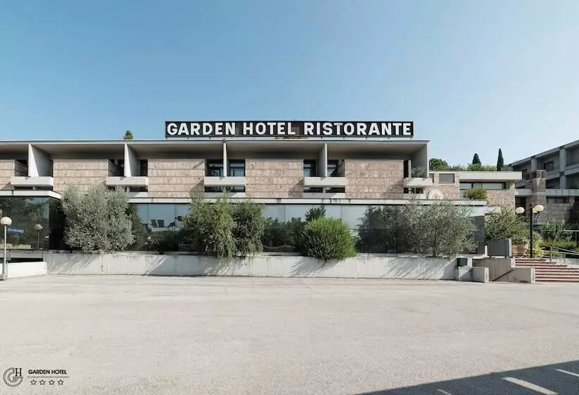 هتل Garden Terni