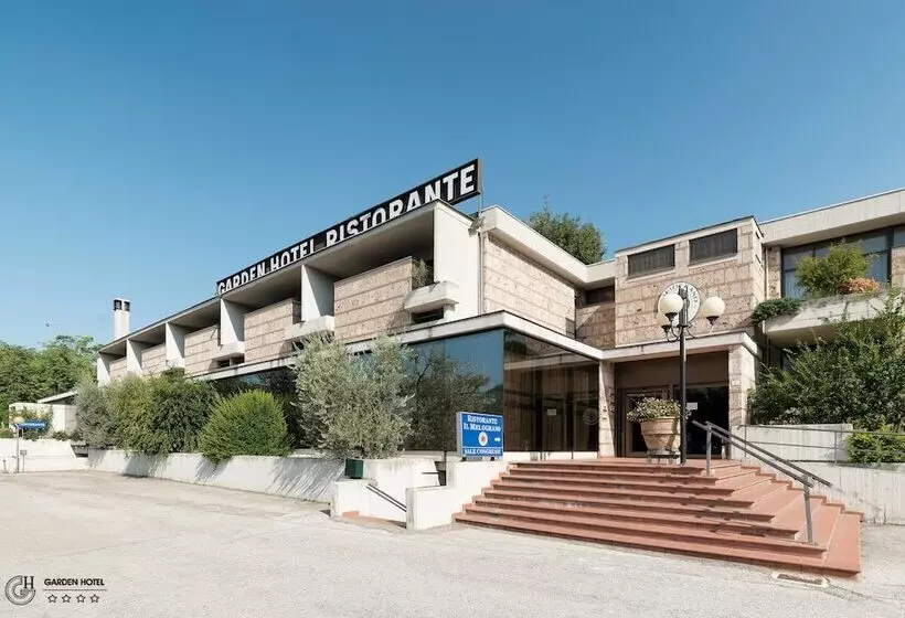 هتل Garden Terni