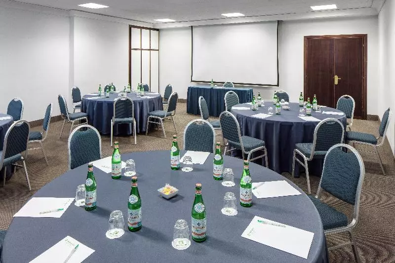 Hotel Holiday Inn Rome Eur Parco Dei Medici, An Ihg