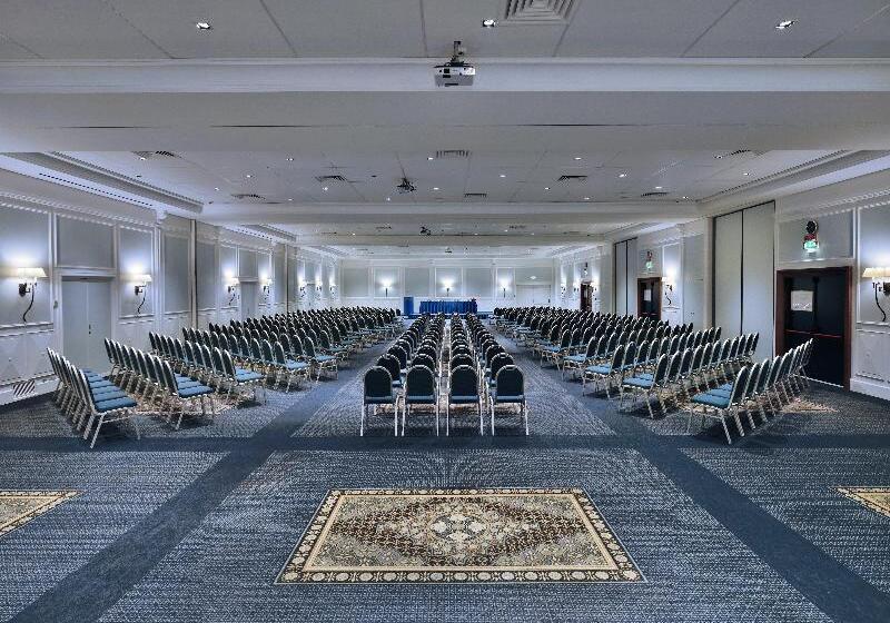 Hotel Holiday Inn Rome Eur Parco Dei Medici, An Ihg