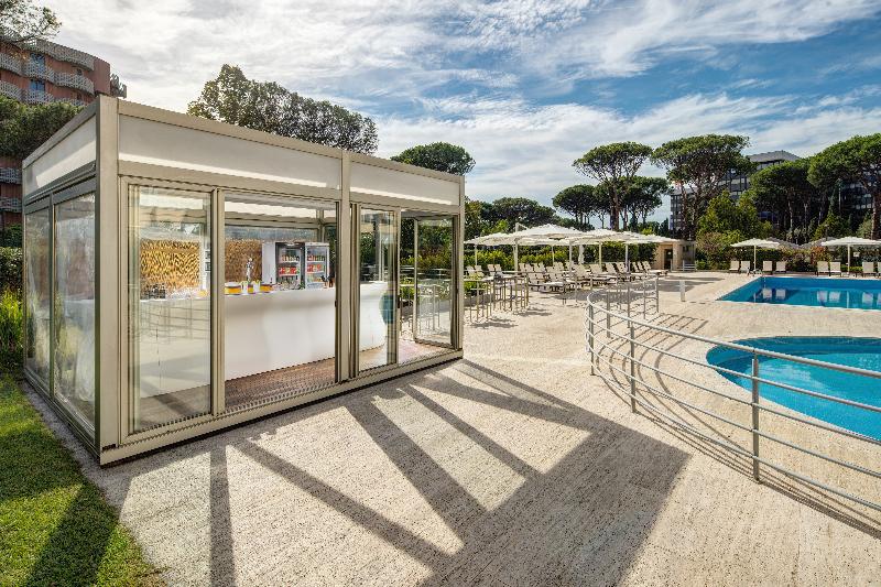 Hotel Holiday Inn Rome Eur Parco Dei Medici, An Ihg